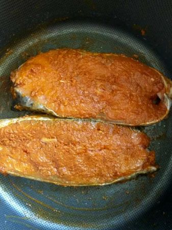 Masala coated fish