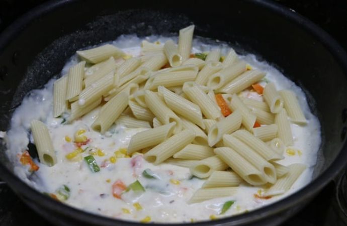 White Sause Pasta